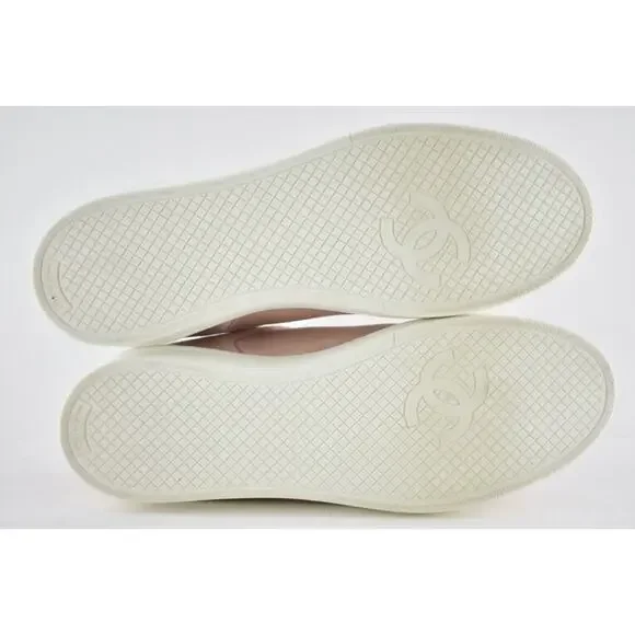 Chanel 20S Weekender Pink Suede CC Logo Laces Low Top Flat Runner Sneaker 42 - Picture 12 of 12